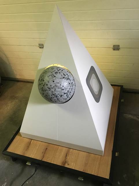 ../../../../../../Desktop/MOF%202018/IM